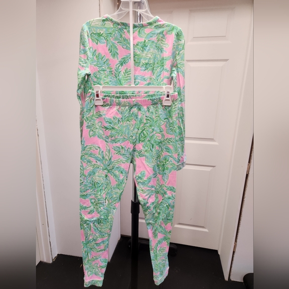 Lilly Pulitzer pajamas - Picture 3 of 3